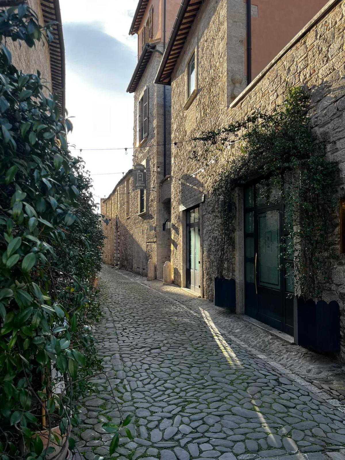 Hotel & Residenza 100 Torri Ascoli Piceno Exterior foto