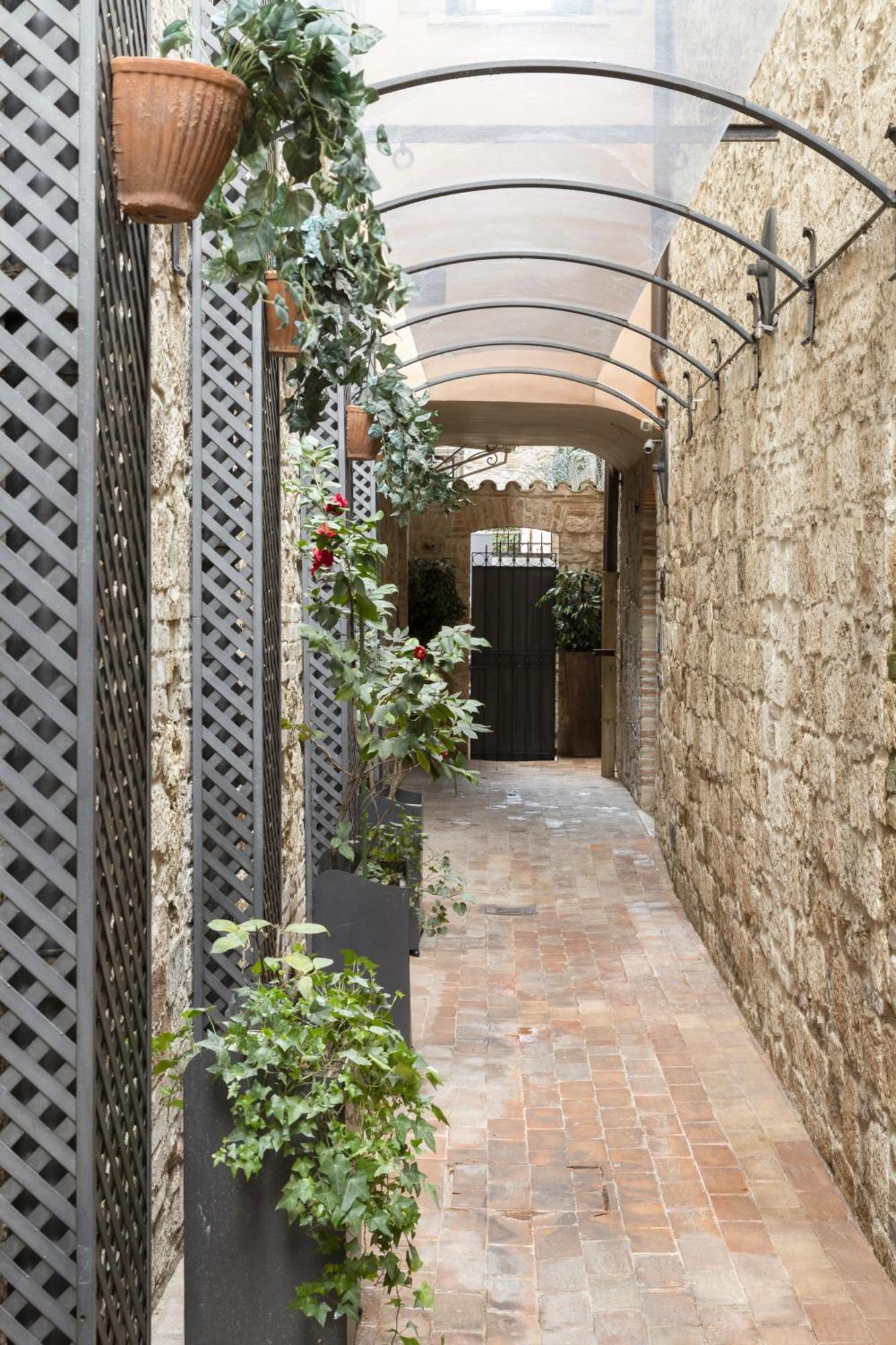 Hotel & Residenza 100 Torri Ascoli Piceno Exterior foto